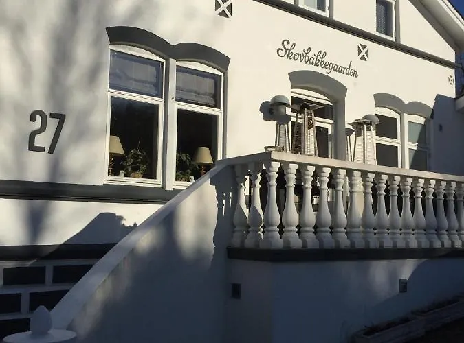 Skovbakkegaardens Bed & Bath - Vaerelser Med Eget Bad Maison d'hôtes Aalborg